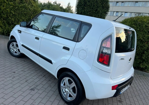 Kia Soul cena 21500 przebieg: 182599, rok produkcji 2009 z Wałbrzych małe 667